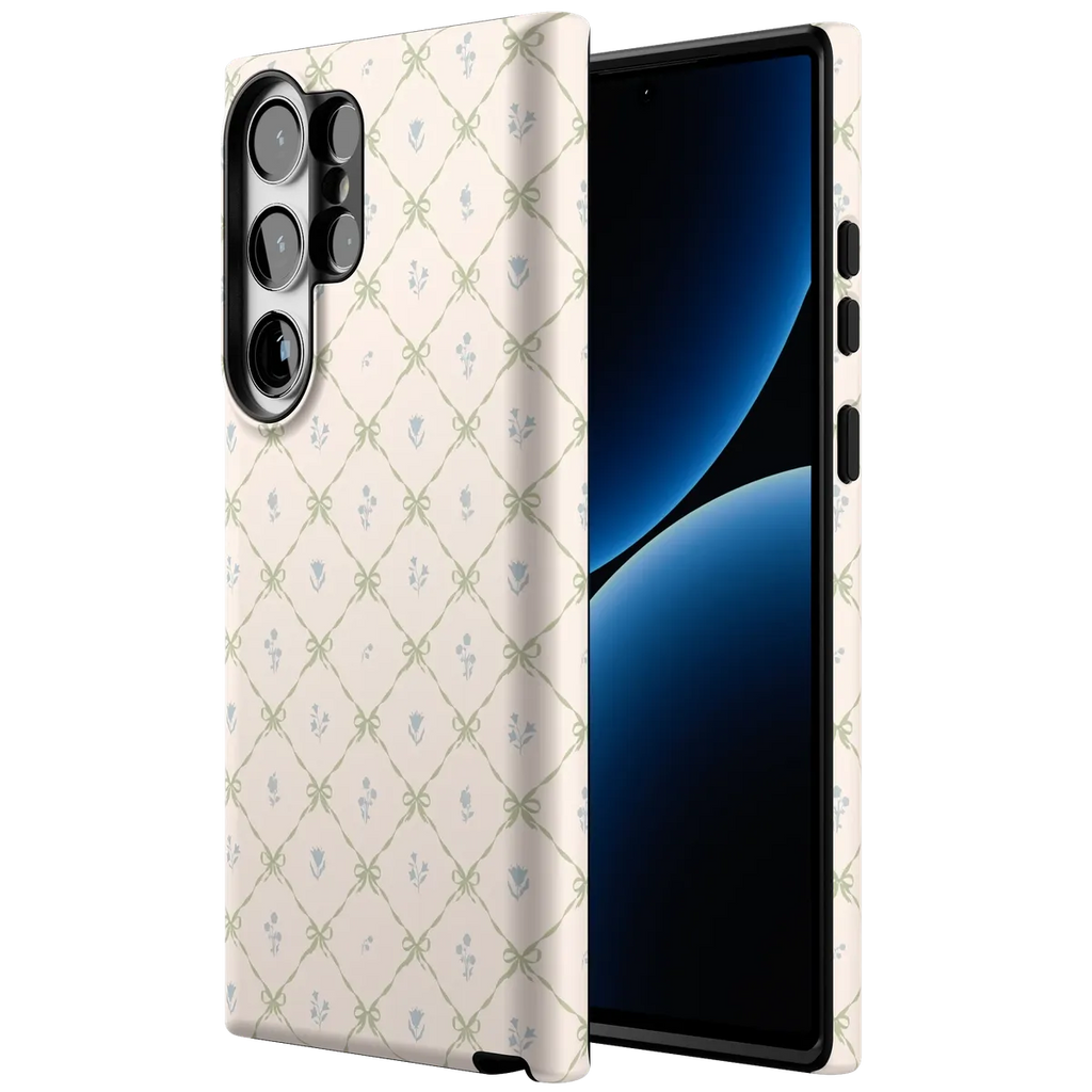 Petit Petals | Dainty Lattice Case