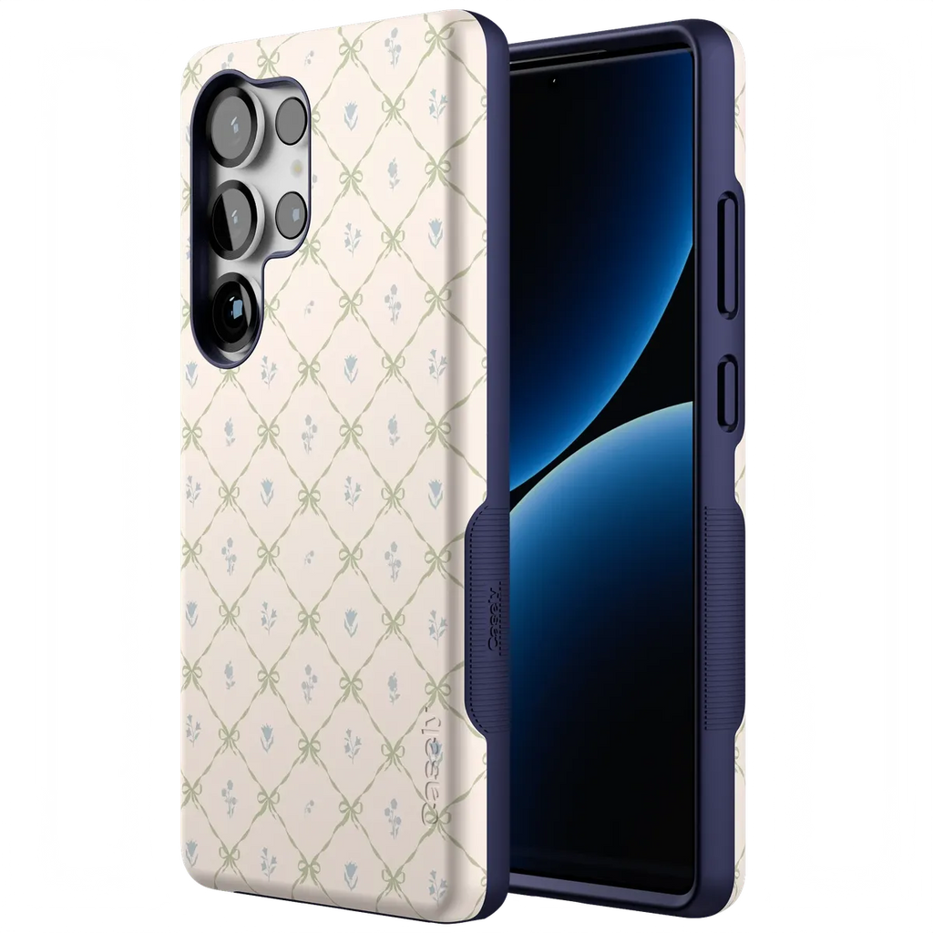 Petit Petals | Dainty Lattice Case