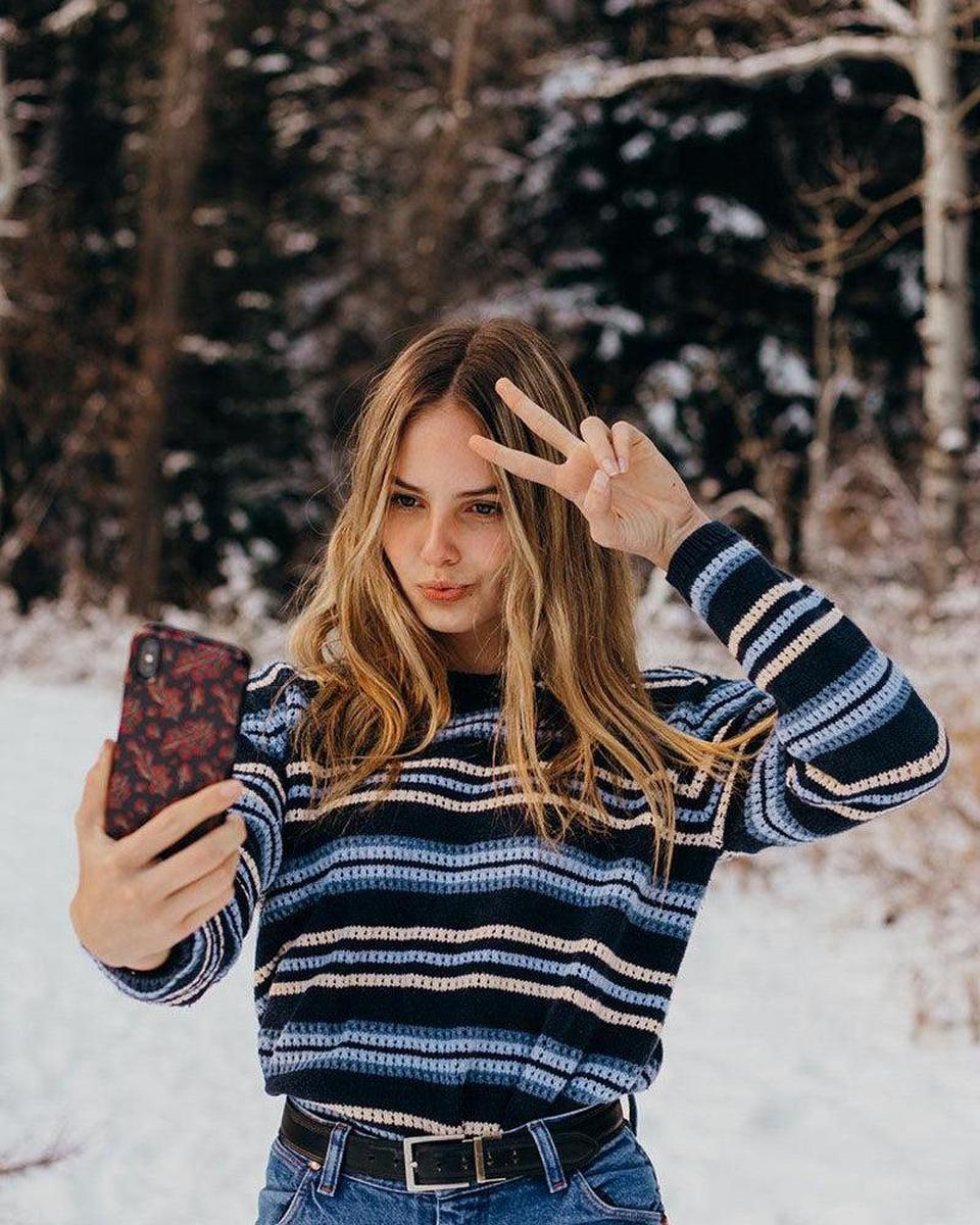 Branching Out | Festive Floral Samsung Case
