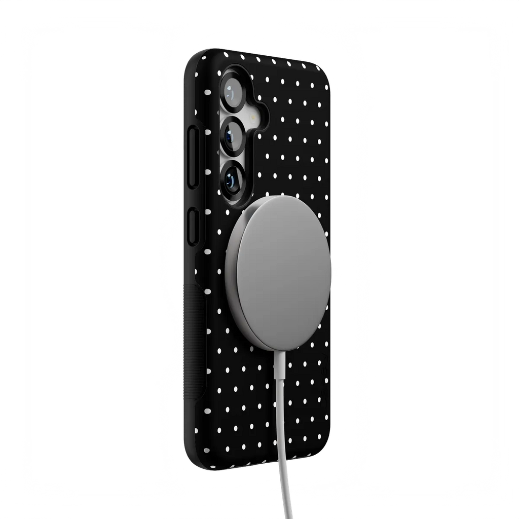 On the Dot | White Polka Dot Case