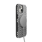 Diamonds | High Contrast Design Case