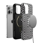 Diamonds | High Contrast Design Case