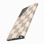 Fit Check | Neutral Checkerboard Samsung Case
