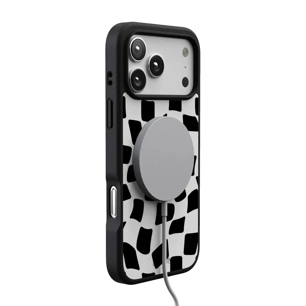 Funky Checkerboard | High Contrast Design Case