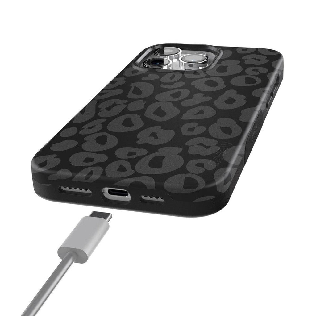 Into the Wild | Black Leopard Case