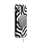 Maze | High Contrast Design Case