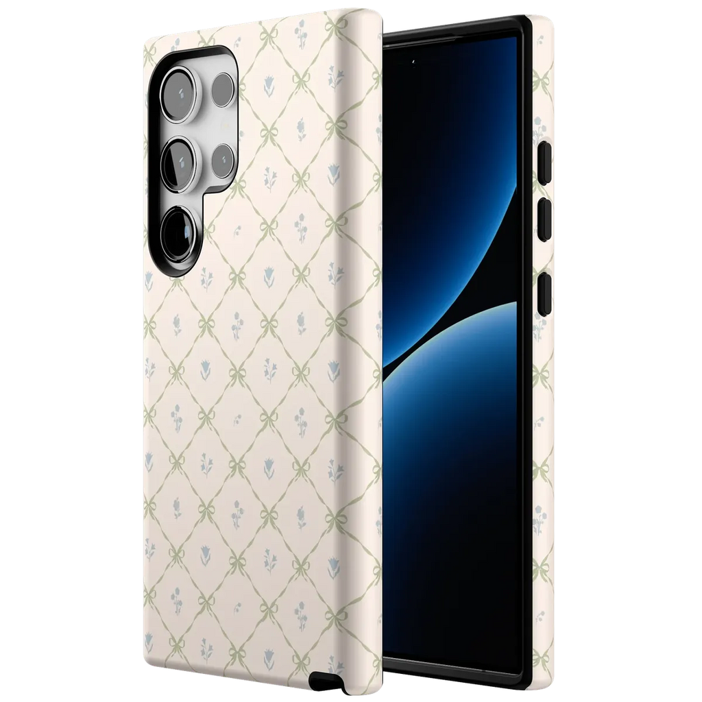 Petit Petals | Dainty Lattice Case
