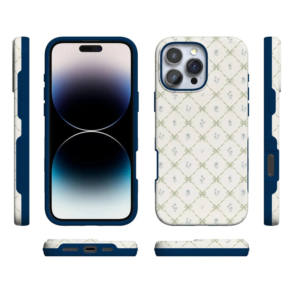 Petit Petals | Dainty Lattice Case