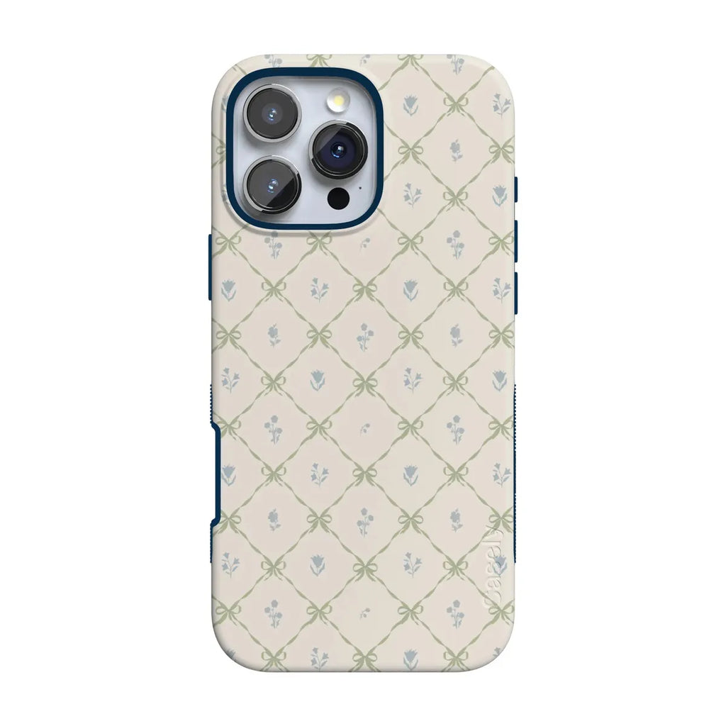 Petit Petals | Dainty Lattice Case