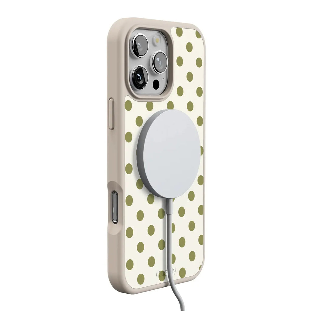 Spotted in SoHo | Green Polka Dot Case