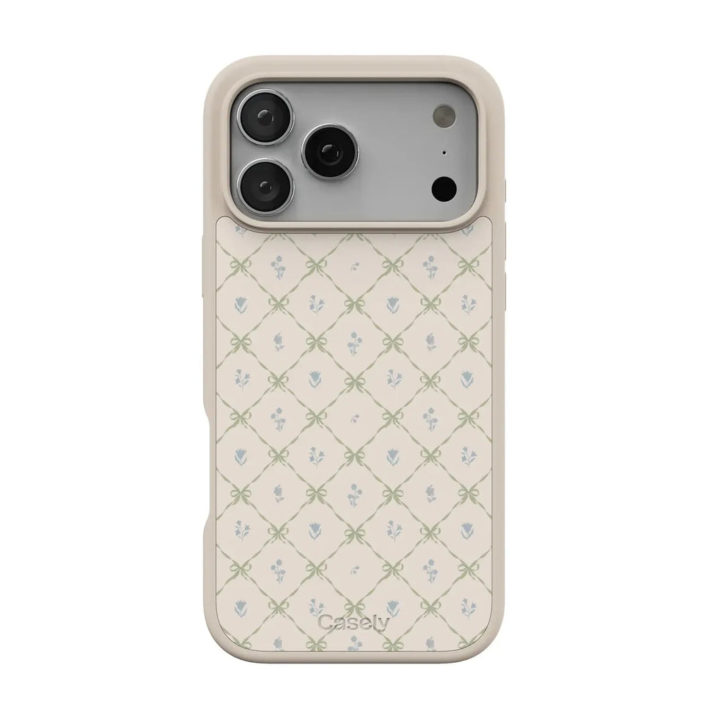 Petit Petals | Dainty Lattice Case
