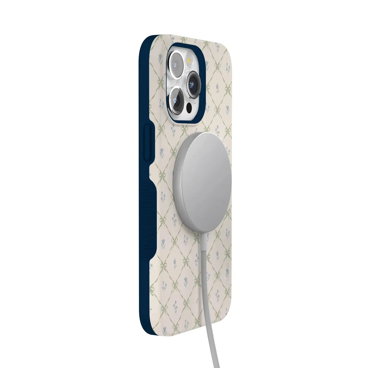 Petit Petals | Dainty Lattice Case