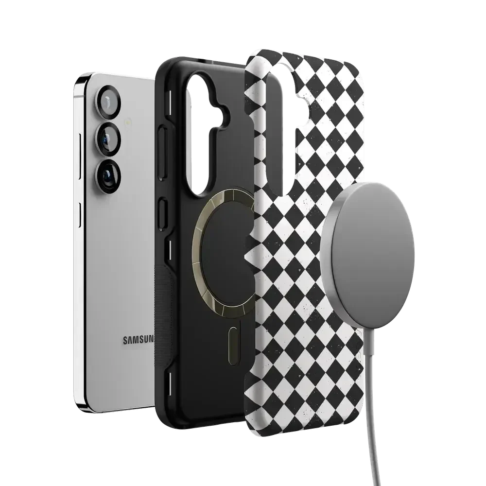 Salem's Hex | Black & White Checkered Case