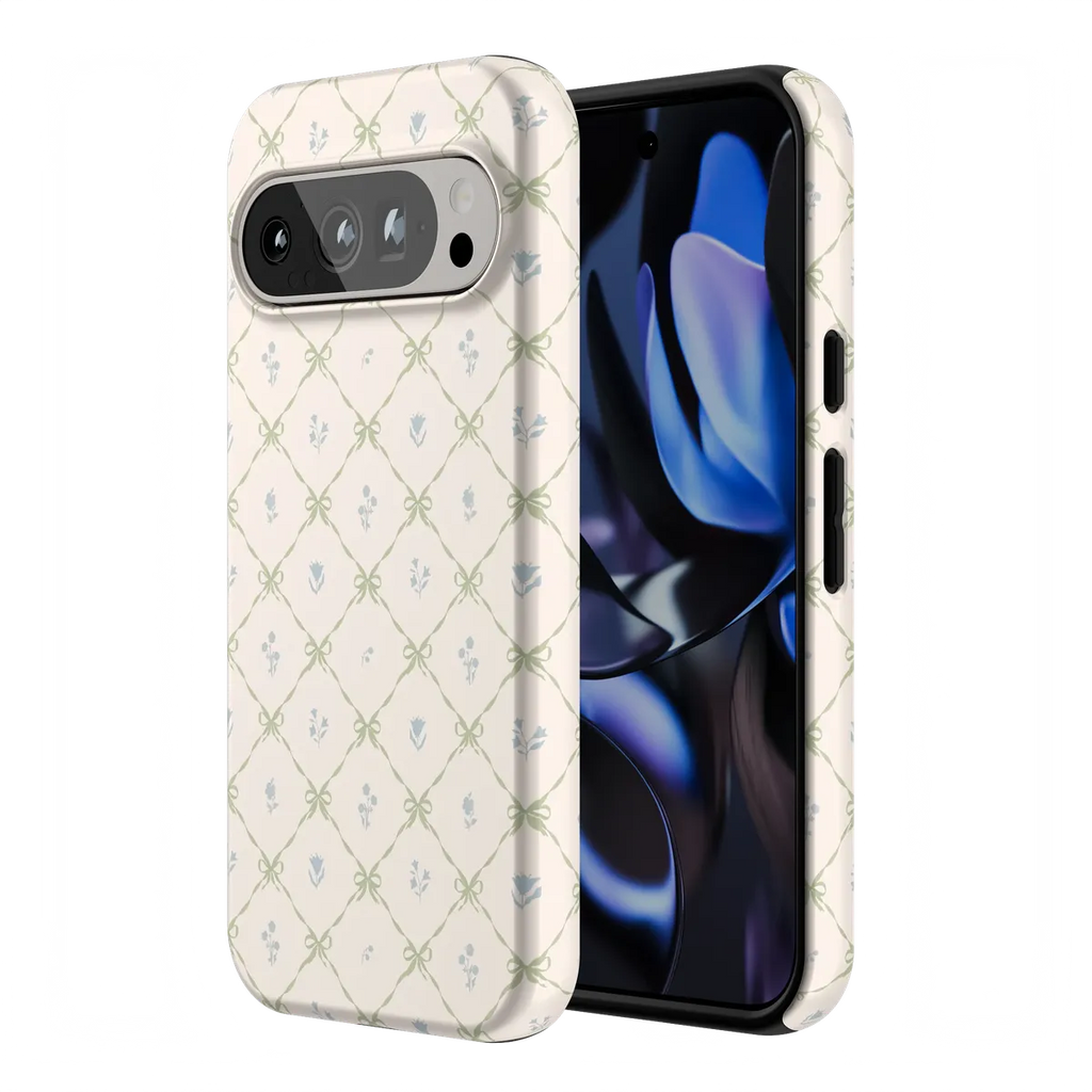 Petit Petals | Dainty Lattice Case